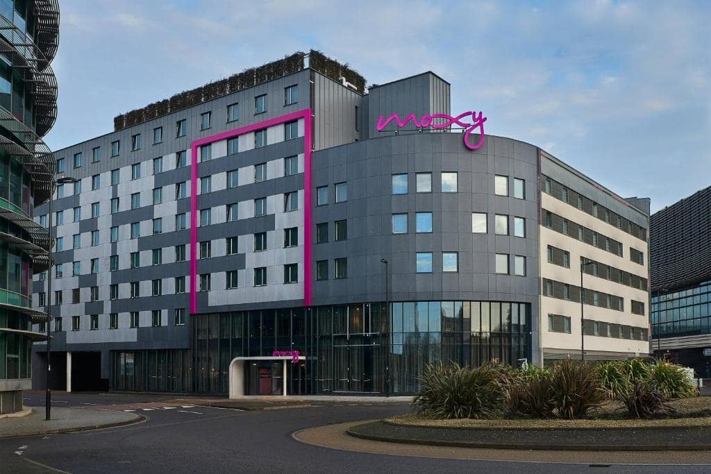 Pay later hotels Moxy southampton-min