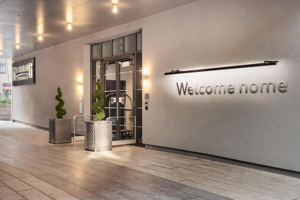 Welcome home sign by Staybridge hotel