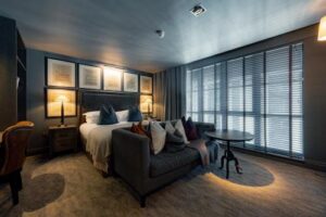 Dakota Glasgow Pay Later in 