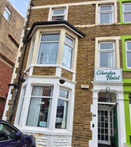 Glendor Hotel Pay Later in 