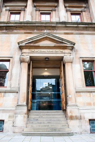 The Pipers’ Tryst Hotel hotel in Glasgow