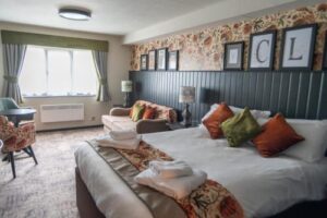 Cat & Lion Country Pub and Hotel Pay Later in Warrington