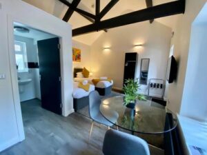 Crows Hotel Pay Later in Lancaster