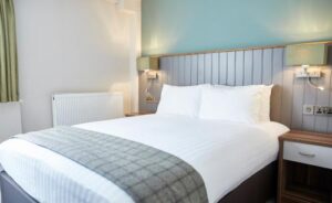 Fishermans Tavern Pay Later in 