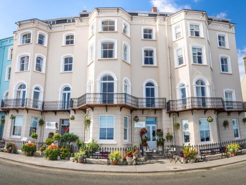 Giltar Hotel hotel in Tenby