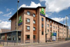 Holiday Inn Express Hemel Hempstead by IHG Pay Later in 