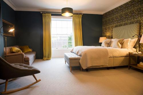 Purchases Restaurant & Accommodation hotel in Chichester