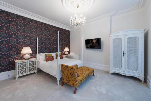 The Clarence Boutique Rooms hotel in Portsmouth