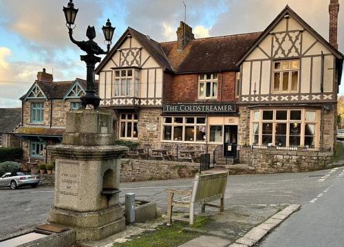 The Coldstreamer Inn hotel in Penzance