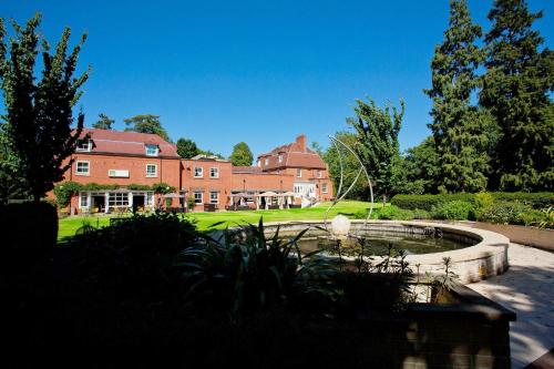 The Pinewood Hotel hotel in Slough