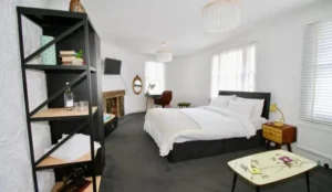 Chequers Inn Pay Later Hotels