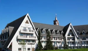 Coppid Beech Pay Later Hotels