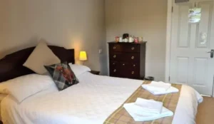 Glenisla Hotel Pay Later Hotels