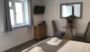 Hunters Lodge Pay Later Hotels