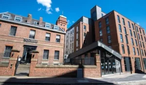 Roomzzz Newcastle City (Condo Hotel) Pay Later Hotels
