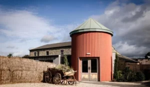 Runa Farm Pay Later Hotels