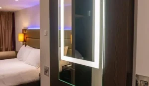 SHARNBROOK INN self contained guest unit AIR CONDITIONED Santa Pod Pay Later Hotels