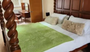 The Garden Bar Rooms Pay Later Hotels
