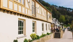 The Saracens Head Inn Pay Later Hotels