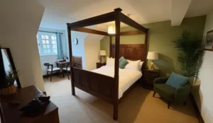 True Lovers Knot, Tarrant Keyneston Pay Later Hotels